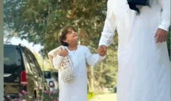 افتحوا قلوبكم بالدعاء.. مصطفى كامل يطلب دعمكم لسلامة ابن أخيه آدم تامر حسني