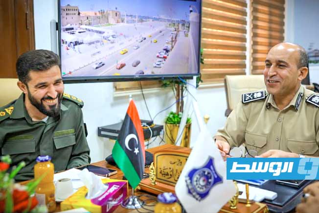 اجتماع مدير أمن طرابلس اللواء خليل وهيبة مع اللجنة الموقتة للترتيبات الأمنية والعسكرية بالعاصمة، الأربعاء 11 يونيو 2025. (مديرية أمن طرابلس)
