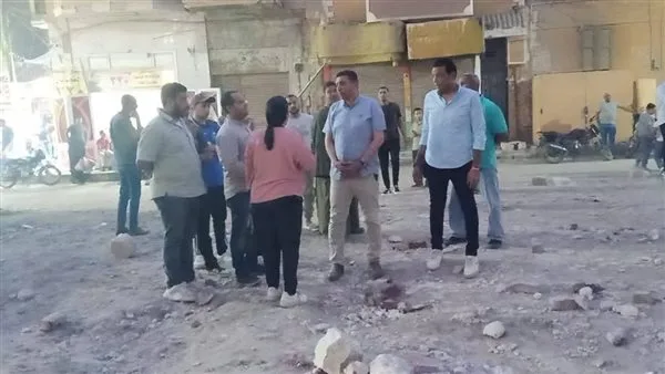 محافظ المنيا يُصدر توجيهات للتعامل الفوري مع انهيار جزئي لمبنى في شارع الحسين محافظ المنيا يُصدر توجيهات للتعامل الفوري مع انهيار جزئي لمبنى في شارع الحسين
