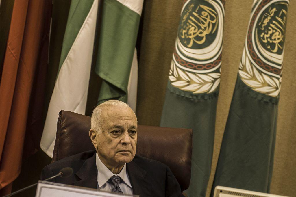 الأمين العام لجامعة الدول العربية نبيل العربي يحضر اجتماع وزراء الخارجية العرب لانتخاب أمين عام جديد للجامعة في العاصمة المصرية القاهرة، في 10 مارس 2016.