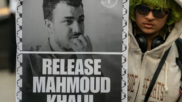 المحكمة الأمريكية: إدارة ترامب لا تملك الحق في احتجاز الطالب الفلسطيني محمود خليل المحكمة الأمريكية: إدارة ترامب لا تملك الحق في احتجاز الطالب الفلسطيني محمود خليل