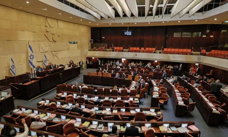 البرلمان الإسرائيلي يرفض مشروع قانون من المعارضة لحل الكنيست البرلمان الإسرائيلي يرفض مشروع قانون من المعارضة لحل الكنيست