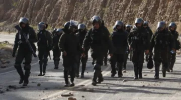 مصرع شرطيين في بوليفيا جراء مواجهات بين قوات الأمن وأنصار موراليس