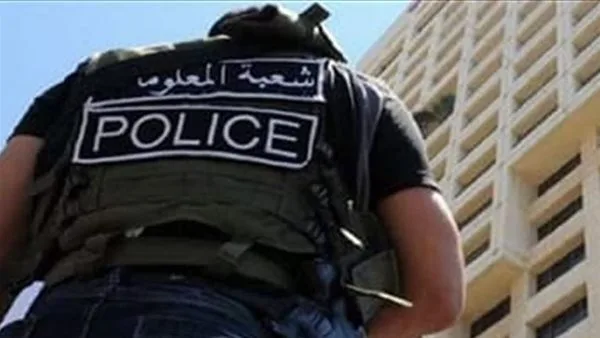 مروّج مخدرات يُقبض عليه من قبل شعبة المعلومات (التفاصيل والصورة داخل الخبر) مروّج مخدرات يُقبض عليه من قبل شعبة المعلومات (التفاصيل والصورة داخل الخبر)