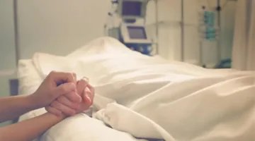ما الحاسة التي نفقدها آخرًا عند الوفاة؟