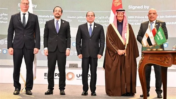 أحدث التطورات في العلاقات الاستراتيجية بين القاهرة والرياض تحت قيادة الرئيس السيسي وولي العهد. أحدث التطورات في العلاقات الاستراتيجية بين القاهرة والرياض تحت قيادة الرئيس السيسي وولي العهد.