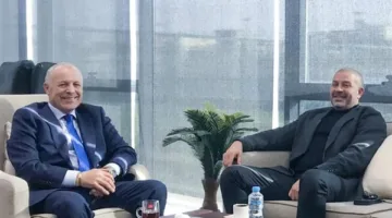 الاستحواز على الكرة المصرية: استراتيجية أبوريدة لإنهاء صراع القوى الكبرى