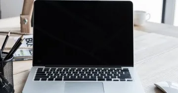 7 اختبارات أساسية قبل شراء لابتوب مستعمل: دليل لتفادي الخسائر