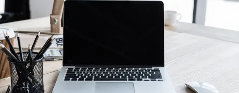 7 اختبارات أساسية قبل شراء لابتوب مستعمل: دليل لتفادي الخسائر 7 اختبارات أساسية قبل شراء لابتوب مستعمل: دليل لتفادي الخسائر