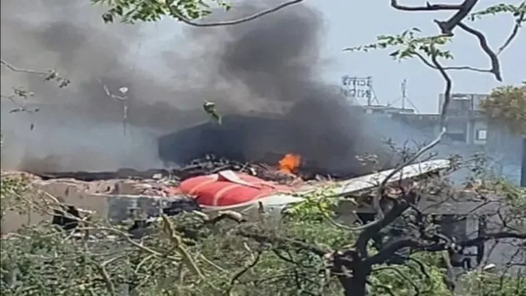 جنسيات المسافرين على متن الطائرة الهندية المتعرضة للحادث جنسيات المسافرين على متن الطائرة الهندية المتعرضة للحادث