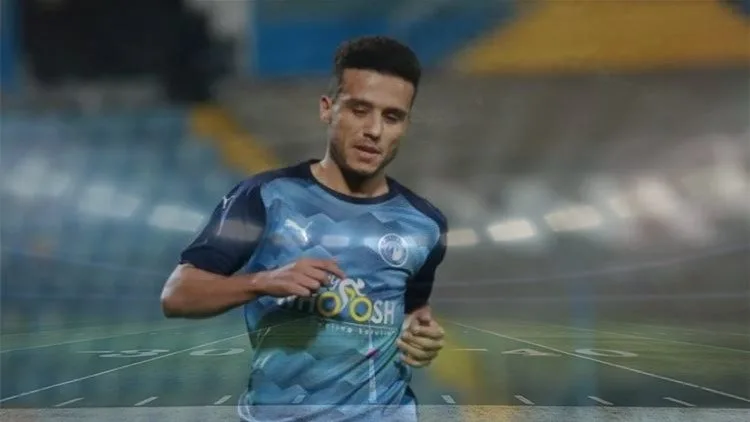 أحمد حسن يوضح تفاصيل الصفقة التبادلية بين بيراميدز والزمالك أحمد حسن يوضح تفاصيل الصفقة التبادلية بين بيراميدز والزمالك