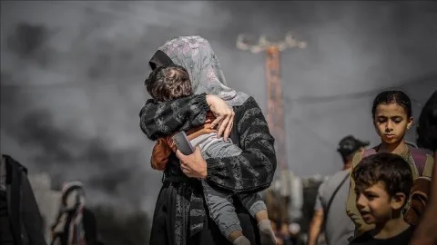 الأمم المتحدة: نساء وفتيات غزة يواجهون معاناة مؤلمة نتيجة للتشريد الأمم المتحدة: نساء وفتيات غزة يواجهون معاناة مؤلمة نتيجة للتشريد