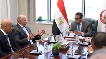 وزير الصحة يلتقي المدير التنفيذي لشركة جنرال إليكتريك هيلث كير في أفريقيا.
