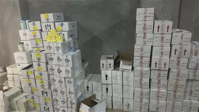 إغلاق منشآت غير قانونية لإنتاج وتوزيع أدوية بيطرية مجهولة الهوية في المنوفية إغلاق منشآت غير قانونية لإنتاج وتوزيع أدوية بيطرية مجهولة الهوية في المنوفية