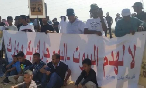 نحو مقاومة سياسات التهجير.. آلاف العرب يتظاهرون في النقب ضد هدم إسرائيل لمنازلهم تمهيدًا لإنشاء مستوطنات يهودية جديدة نحو مقاومة سياسات التهجير.. آلاف العرب يتظاهرون في النقب ضد هدم إسرائيل لمنازلهم تمهيدًا لإنشاء مستوطنات يهودية جديدة