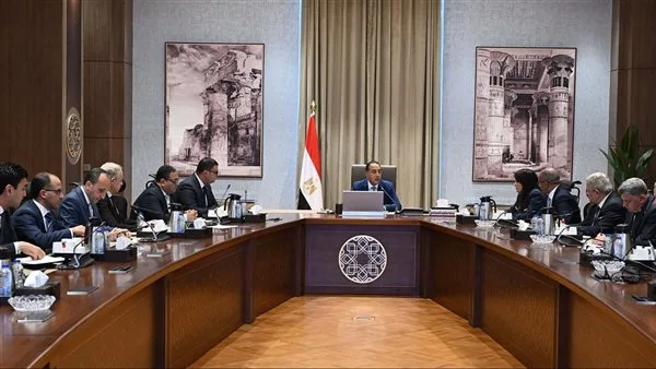 مدبولي: تعزيز صناعة تحلية المياه أمر أساسي لتلبية احتياجات التنمية وخدمة المنطقة مدبولي: تعزيز صناعة تحلية المياه أمر أساسي لتلبية احتياجات التنمية وخدمة المنطقة