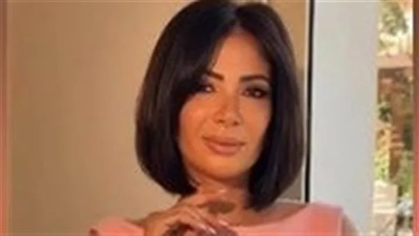 بعد استعادة شراكتها مع كاملة أبو ذكري في “رزق الهبل”.. منى زكي تتصدر التريند. بعد استعادة شراكتها مع كاملة أبو ذكري في “رزق الهبل”.. منى زكي تتصدر التريند.