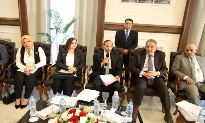 اجتماع مجتمعي لمناقشة تغييرات قانون الإيجار القديم في «غرفة الإسكندرية» اجتماع مجتمعي لمناقشة تغييرات قانون الإيجار القديم في «غرفة الإسكندرية»