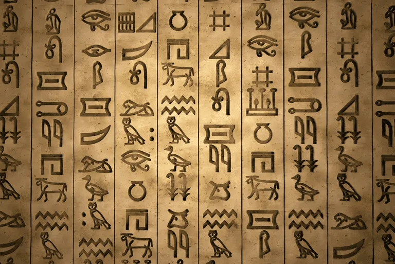 مبادرة مصرية لإعادة إحياء اللغة الهيروغليفية عبر الشبكة العنكبوتية مبادرة مصرية لإعادة إحياء اللغة الهيروغليفية عبر الشبكة العنكبوتية