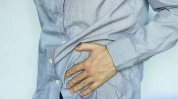 بعد وقوع حادث لابن تامر حسني.. علامات انفجار الزائدة الدودية لدى الأطفال