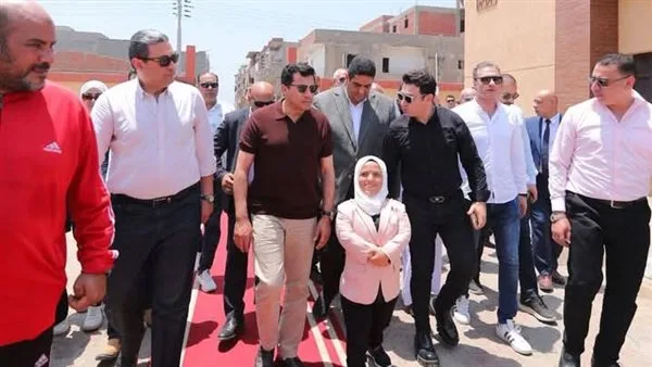 محافظ دمياط ووزير الشباب والرياضة يقومان بزيارة منشآت مركز شباب التوفيقية محافظ دمياط ووزير الشباب والرياضة يقومان بزيارة منشآت مركز شباب التوفيقية