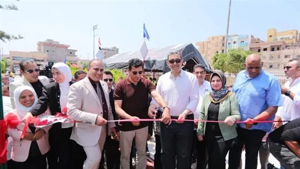 محافظ دمياط ووزير الشباب يطلقان ملعب كرة القدم والمركز الاجتماعي في كفر سعد محافظ دمياط ووزير الشباب يطلقان ملعب كرة القدم والمركز الاجتماعي في كفر سعد
