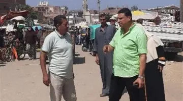 “أبو حطب” يتابع تقدم العمل في قرية جريس ويأمر بإزالة الإشغالات وفضلات القمامة