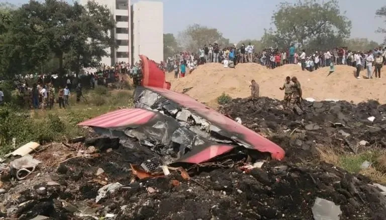 إشارات طوارئ: تفاصيل أولية تكشف سبب سقوط الطائرة الهندية المخصصة للركاب إشارات طوارئ: تفاصيل أولية تكشف سبب سقوط الطائرة الهندية المخصصة للركاب