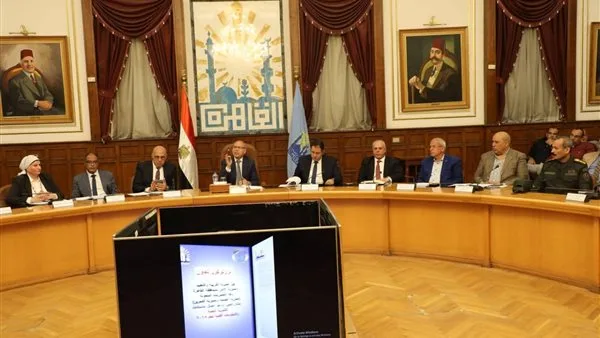 القاهرة تواصل التحضيرات لامتحانات الثانوية العامة.. تدابير صارمة لضمان أمان اللجان ومنع الغش القاهرة تواصل التحضيرات لامتحانات الثانوية العامة.. تدابير صارمة لضمان أمان اللجان ومنع الغش