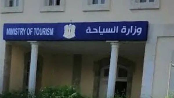 مسؤول سوري يرد على شائعات منع اللباس السباحي في الشواطئ العامة مسؤول سوري يرد على شائعات منع اللباس السباحي في الشواطئ العامة