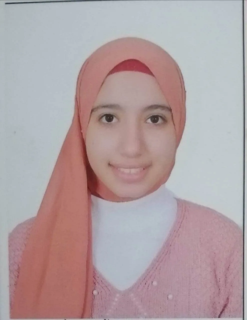 الترتيب الأول في الشهادة الإعدادية الأزهرية: الشكر لله أولًا ثم لعائلتي، وأخصص 5 ساعات يوميًا للمذاكرة الترتيب الأول في الشهادة الإعدادية الأزهرية: الشكر لله أولًا ثم لعائلتي، وأخصص 5 ساعات يوميًا للمذاكرة