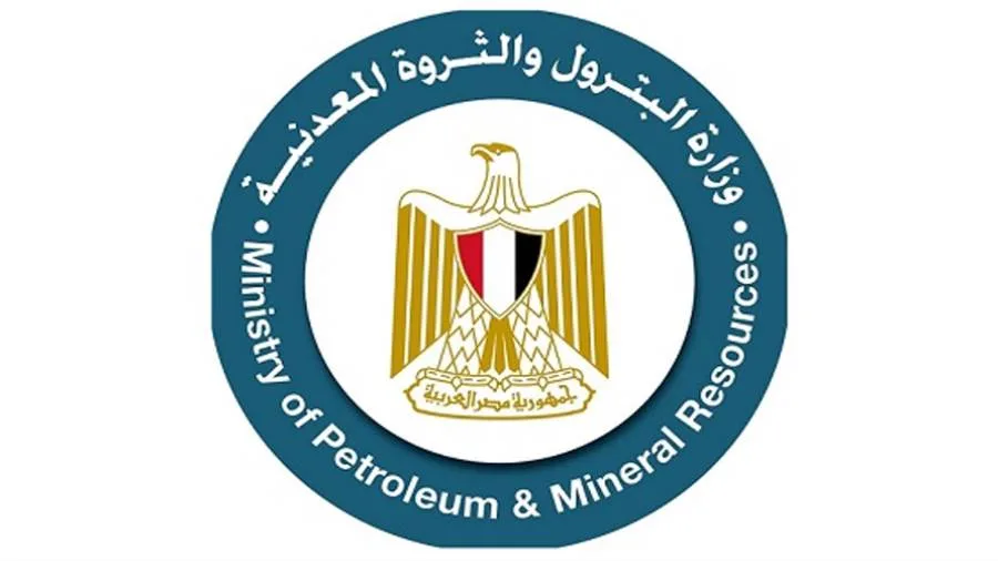 البترول: تحويل هيئة الثروة المعدنية إلى الثروة المعدنية وصناعات التعدين يعزز مكانة مصر كمركز إقليمي في هذا المجال. البترول: تحويل هيئة الثروة المعدنية إلى الثروة المعدنية وصناعات التعدين يعزز مكانة مصر كمركز إقليمي في هذا المجال.