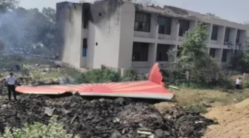 الشرطة الهندية: عدد ضحايا حادث الطائرة المت crashed يرتفع إلى 290 شخصًا حتى الآن