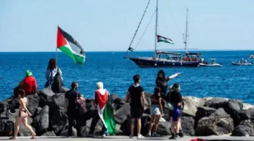 ستة من ركاب السفينة “مادلين”، بينهم النائبة الأوروبية ريما حسن، يستعدون لمغادرة إسرائيل عبر الجو.