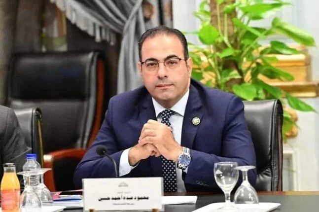 رئيس لجنة الشباب والرياضة في مجلس النواب يزور بعثة الأهلي في أمريكا للاطمئنان عليها رئيس لجنة الشباب والرياضة في مجلس النواب يزور بعثة الأهلي في أمريكا للاطمئنان عليها