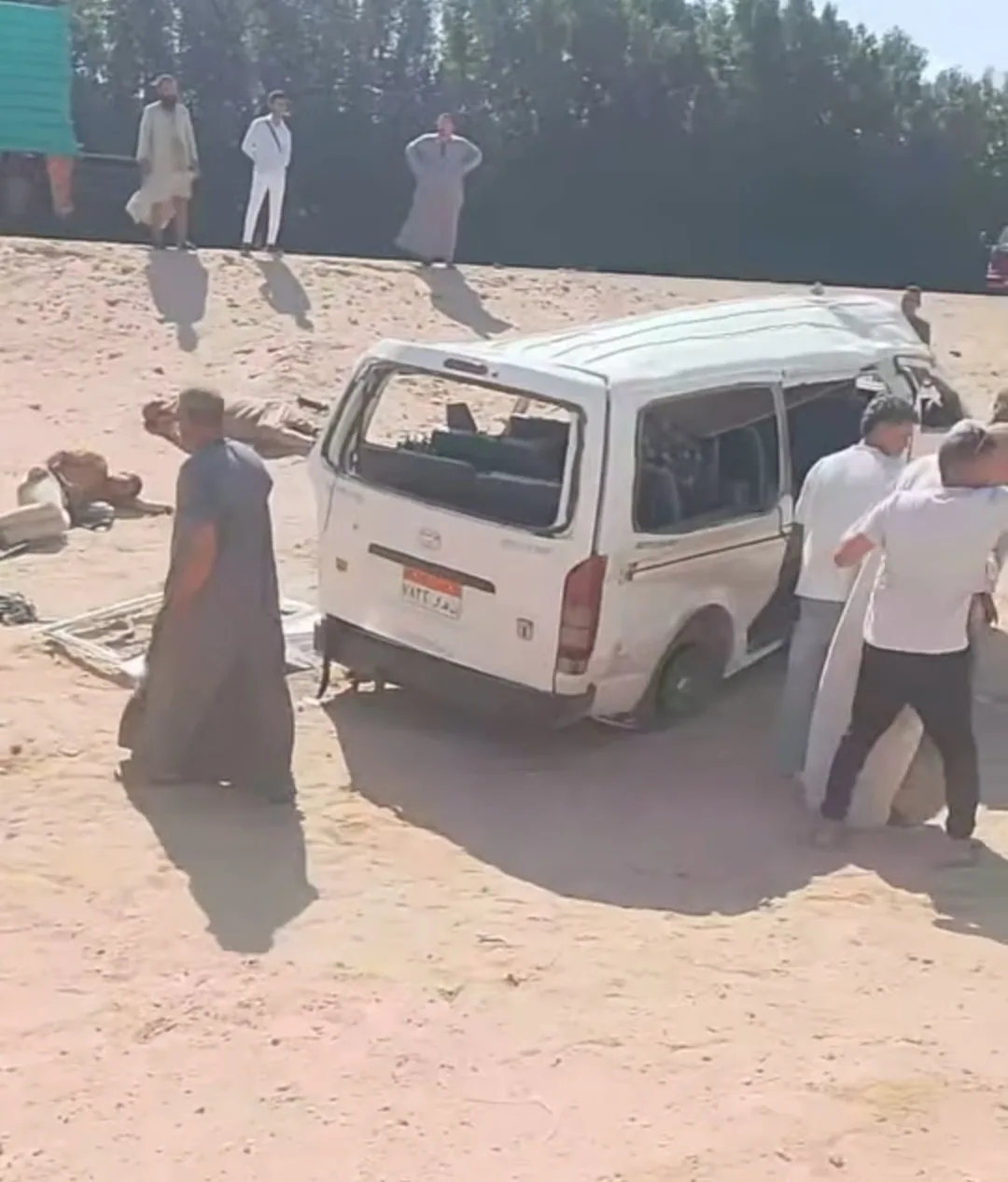 نقدم قائمة بأسماء الضحايا والمصابين في حادث انقلاب ميكروباص على الطريق الصحراوي في المنيا نقدم قائمة بأسماء الضحايا والمصابين في حادث انقلاب ميكروباص على الطريق الصحراوي في المنيا