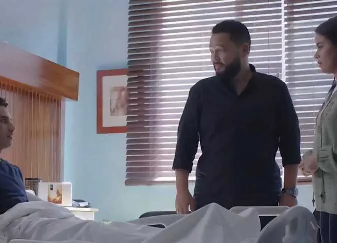 بعد انقطاع لمدة أسبوع، استئناف عرض مسلسل «حرب الجبالي» الذي ي starring أحمد رزق يوم الأحد. بعد انقطاع لمدة أسبوع، استئناف عرض مسلسل «حرب الجبالي» الذي ي starring أحمد رزق يوم الأحد.