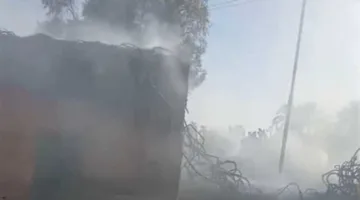 إخماد حريق اندلع في محول كهربائي بمحافظة قنا (صور)