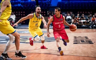الرياضي اللبناني يتفوق على شباب الأهلي ويتأهل لنهائي بطولة «دوري أبطال آسيا» في كرة السلة. الرياضي اللبناني يتفوق على شباب الأهلي ويتأهل لنهائي بطولة «دوري أبطال آسيا» في كرة السلة.