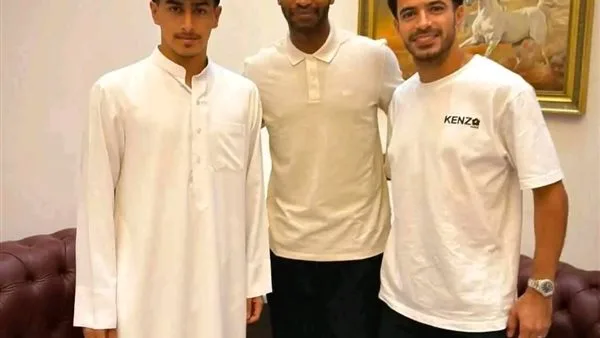 شيكابالا يلتقي بعمر جابر في الإمارات بمناسبة ضيافة أحمد بن سلطان شيكابالا يلتقي بعمر جابر في الإمارات بمناسبة ضيافة أحمد بن سلطان