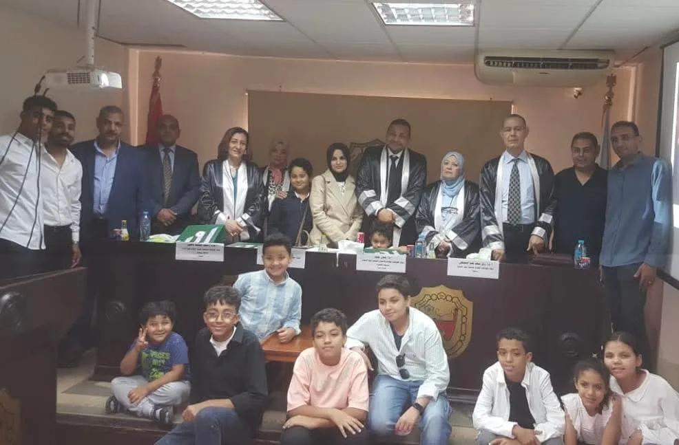 معتز توفيق يحصل على درجة الدكتوراه بتفوق لتميُزه في دراسة “الشائعات وأثرها على الأداء الحكومي” معتز توفيق يحصل على درجة الدكتوراه بتفوق لتميُزه في دراسة “الشائعات وأثرها على الأداء الحكومي”