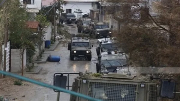 القاهرة الإخبارية: القوات الاحتلالية تقصف جبل الريحان في جنوب لبنان بغارتين. القاهرة الإخبارية: القوات الاحتلالية تقصف جبل الريحان في جنوب لبنان بغارتين.