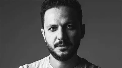 بيتر ميمي يتحدث عن مسلسل “مملكة الحرير”: هذه هي المرة الأولى التي أعمل فيها على مسلسل يحتوي على هذا القدر من الشر. بيتر ميمي يتحدث عن مسلسل “مملكة الحرير”: هذه هي المرة الأولى التي أعمل فيها على مسلسل يحتوي على هذا القدر من الشر.