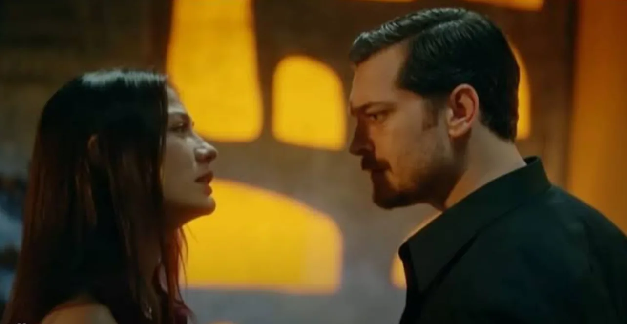الحلقة 12 من مسلسل حلم أشرف: نقطة تحول في العلاقة بين أشرف ونيسان الحلقة 12 من مسلسل حلم أشرف: نقطة تحول في العلاقة بين أشرف ونيسان