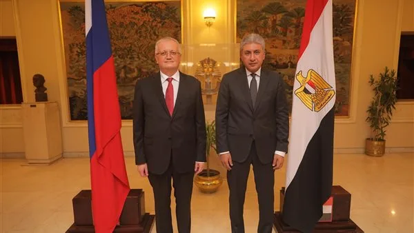 وزير السياحة يشارك في الاحتفال بالعيد الوطني الروسي ويمتدح العلاقات التاريخية بين البلدين وزير السياحة يشارك في الاحتفال بالعيد الوطني الروسي ويمتدح العلاقات التاريخية بين البلدين
