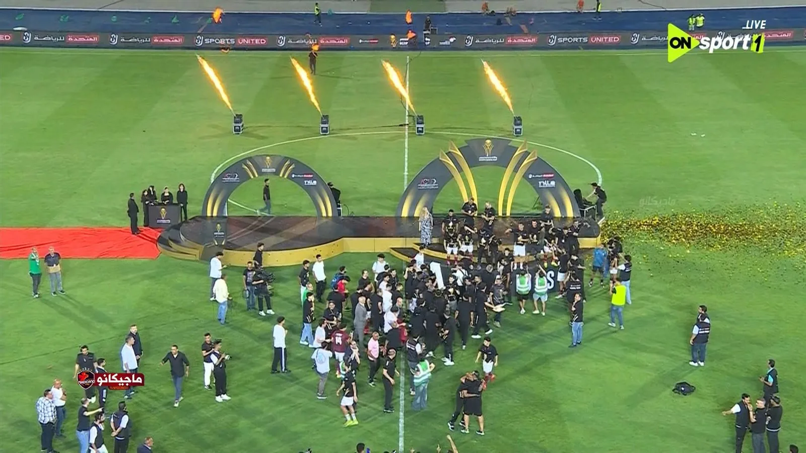 سيراميكا كليوباترا بطل كأس القاهرة يتلقى جائزة الـ10 ملايين جنيه سيراميكا كليوباترا بطل كأس القاهرة يتلقى جائزة الـ10 ملايين جنيه