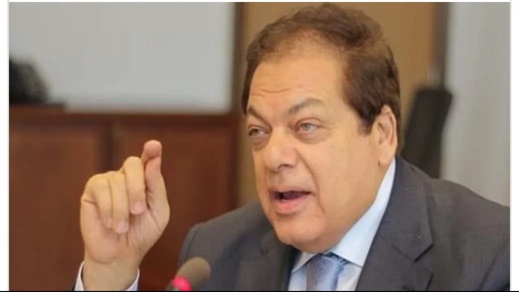 أبو العينين: أعتز بفوز سيراميكا كليوباترا بكأس العاصمة ونسعى لتأسيس نادي جديد لرياضات متنوعة. أبو العينين: أعتز بفوز سيراميكا كليوباترا بكأس العاصمة ونسعى لتأسيس نادي جديد لرياضات متنوعة.