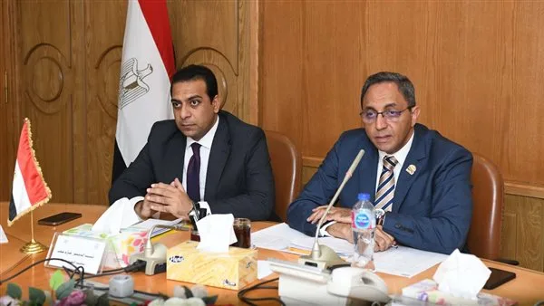 محافظ قنا يتابع سير تنفيذ مشروعات الخطة الاستثمارية ويشدد على تحديث الهوية البصرية للمحافظة محافظ قنا يتابع سير تنفيذ مشروعات الخطة الاستثمارية ويشدد على تحديث الهوية البصرية للمحافظة