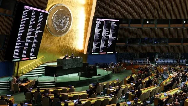 الأمم المتحدة تؤيد بأغلبية كبيرة قرار وقف إطلاق النار في غزة الأمم المتحدة تؤيد بأغلبية كبيرة قرار وقف إطلاق النار في غزة
