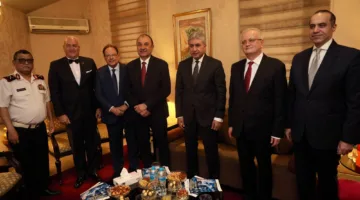 وزير السياحة والآثار يشارك في مراسم الاحتفال بالعيد الوطني الروسي